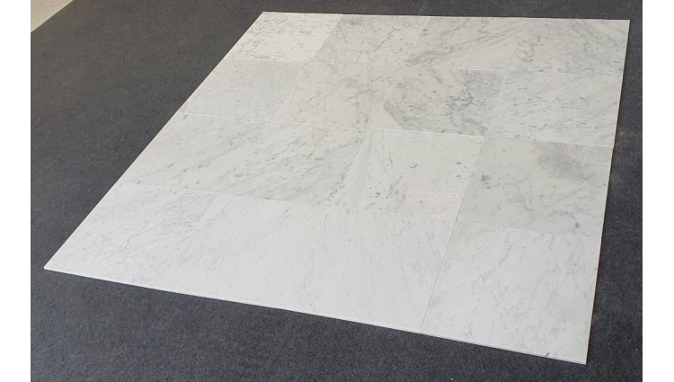 BIANCO CARRARA SZCZOTKA 